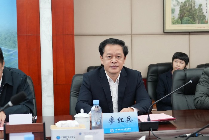 918博天堂
院长廖红兵作自评汇报.jpg