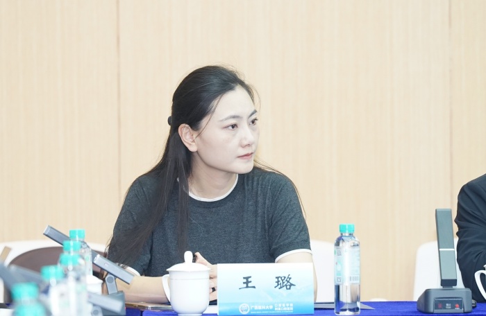 918博天堂
东盟国际918博天堂
承办国家卫生健康委员会“十五五”规划教材《口腔医学技术导论》中期审稿会 第 7 张 918博天堂
东盟国际918博天堂
承办国家卫生健康委员会“十五五”规划教材《口腔医学技术导论》中期审稿会 第 7 张